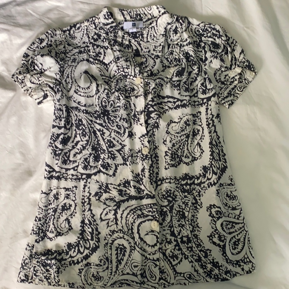 GAP Printed Short Sleeve Button Down